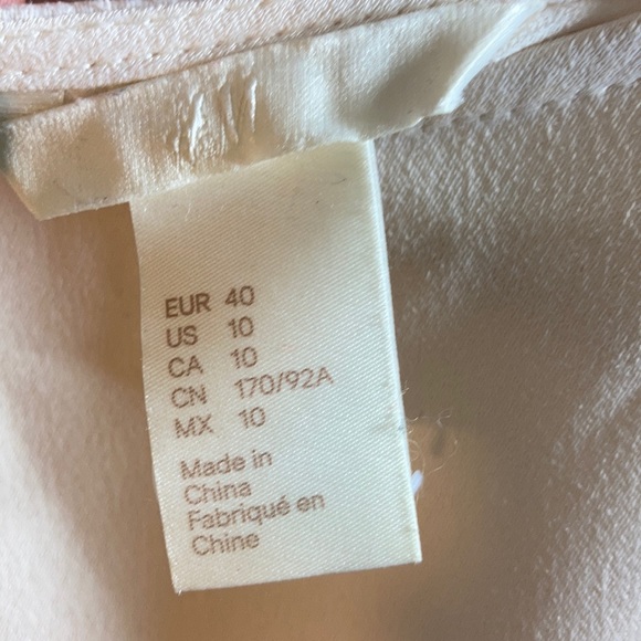 🔥H&M white shirt - Picture 4 of 5